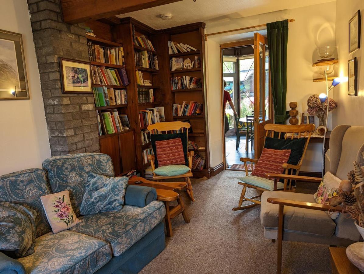 ブライナイ・フェスティニオグ Bryn Elltyd Eco Houseゲストハウス エクステリア 写真